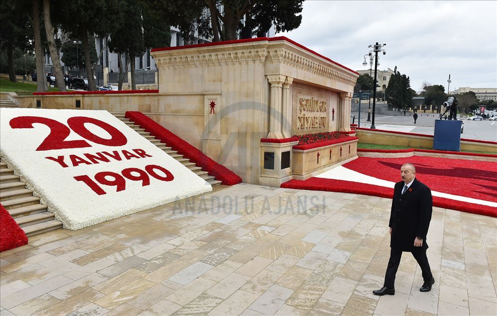 Azerbaycan'da "Kanlı Ocak" kurbanları anılıyor