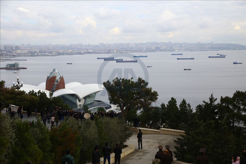 Azerbaycan'da "Kanlı Ocak" kurbanları anılıyor