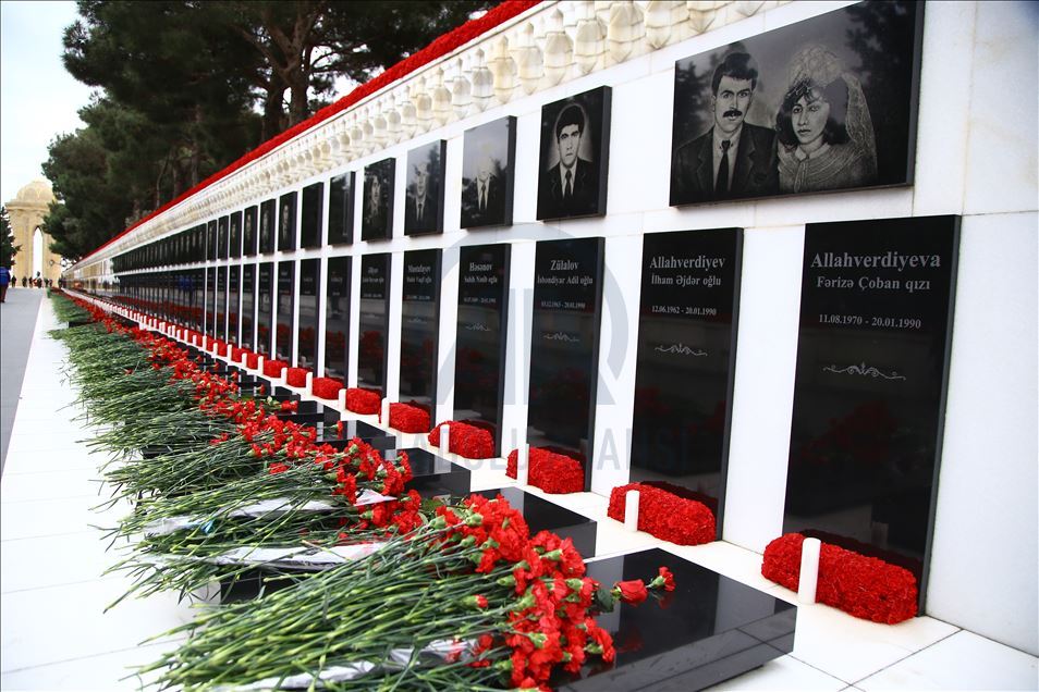 Azerbaycan'da "Kanlı Ocak" kurbanları anılıyor