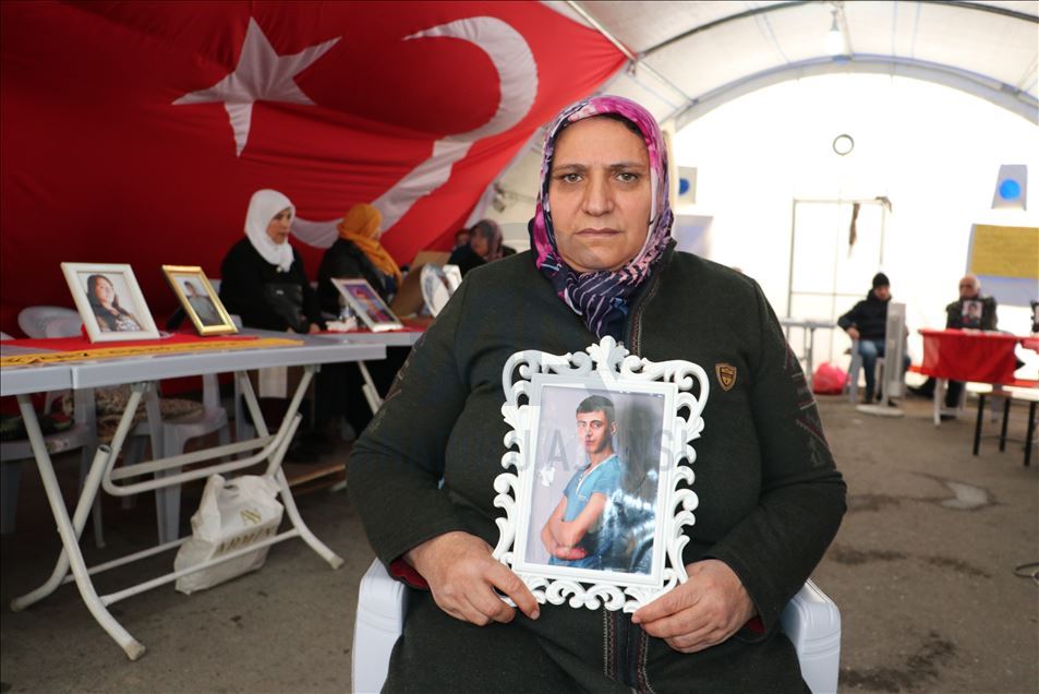 Diyarbakır annelerinin evlat nöbeti 141'inci gününde