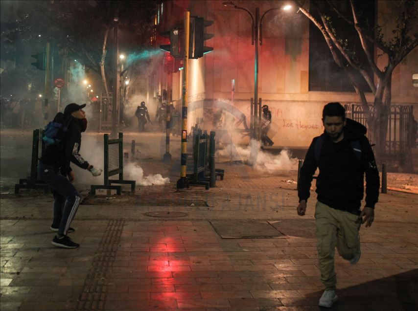Clashes mark return to protests in Colombia