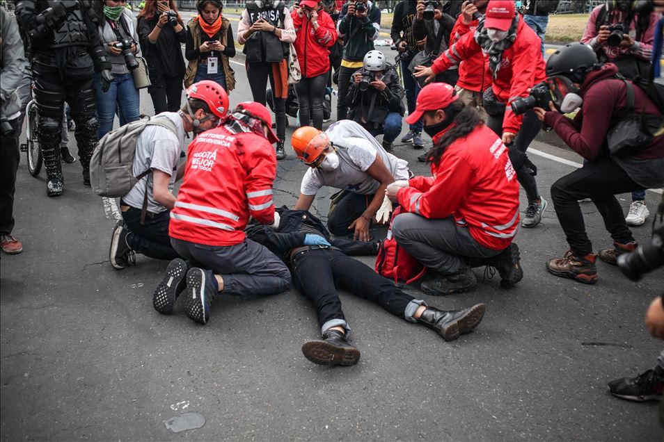 Clashes mark return to protests in Colombia
