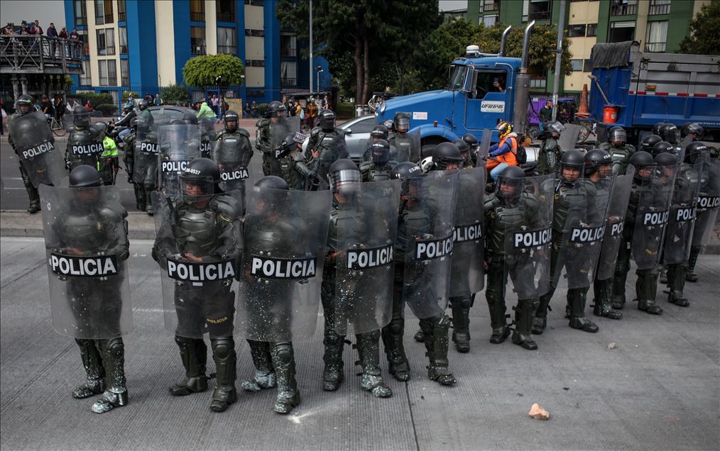 Clashes mark return to protests in Colombia