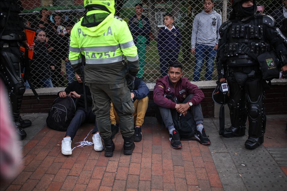 Clashes mark return to protests in Colombia