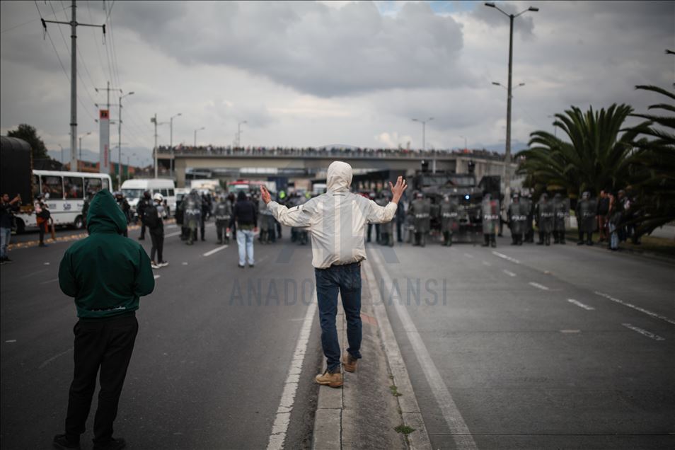 Clashes mark return to protests in Colombia