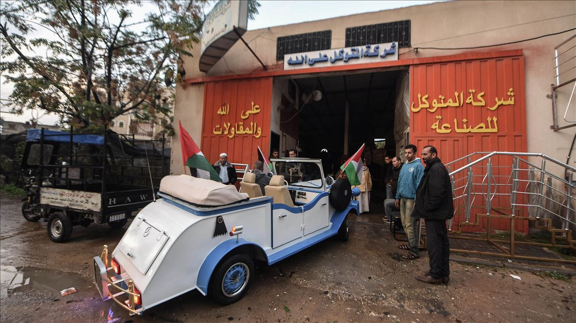 Palestinian ironmaster produced his own car in Gaza