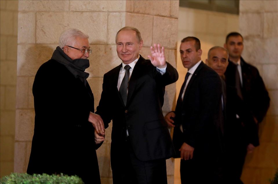 فلسطين.. الرئيس عباس يستقبل بوتين في مدينة بيت لحم
