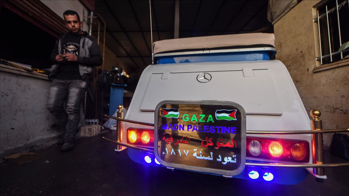 Palestinian ironmaster produced his own car in Gaza