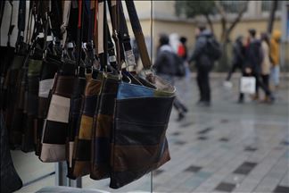 المنتجات الجلدية بإسطنبول.. تنوع يجذب سياح العالم