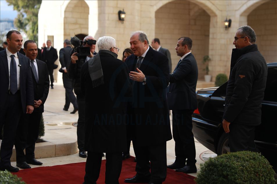 الرئيس الفلسطيني يستقبل نظيره الأرميني في بيت لحم
