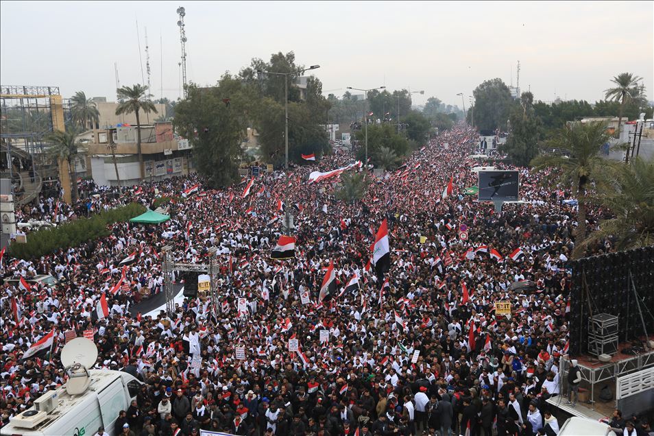 Bağdat'ta Sadr yanlılarından ABD'ye karşı gösteri
