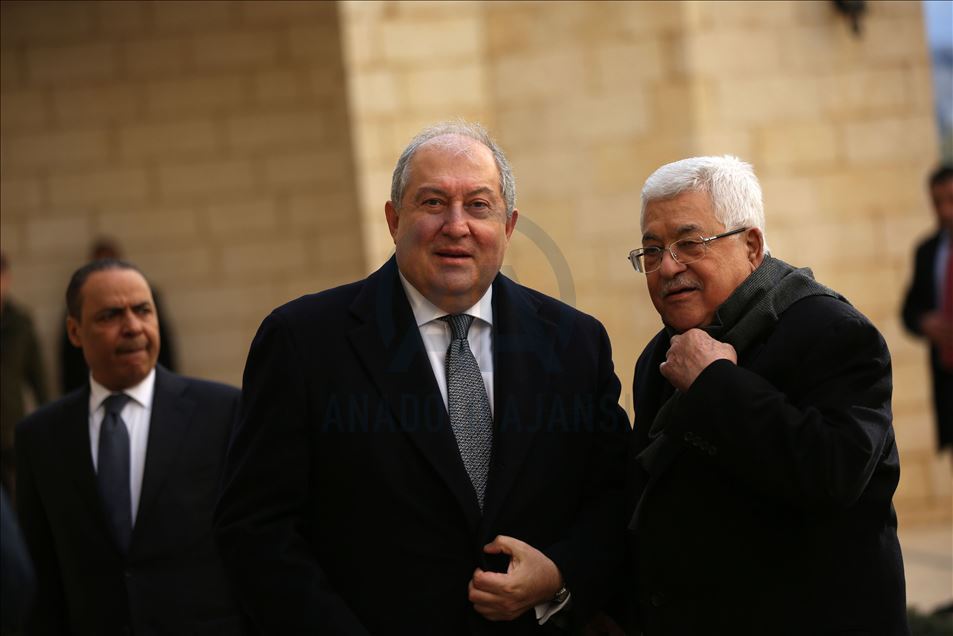 الرئيس الفلسطيني يستقبل نظيره الأرميني في بيت لحم
