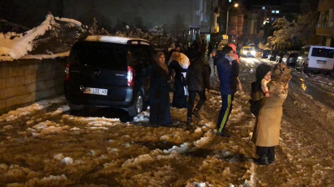 زلزال بقوة 6.8 درجات يضرب شرقي تركيا
