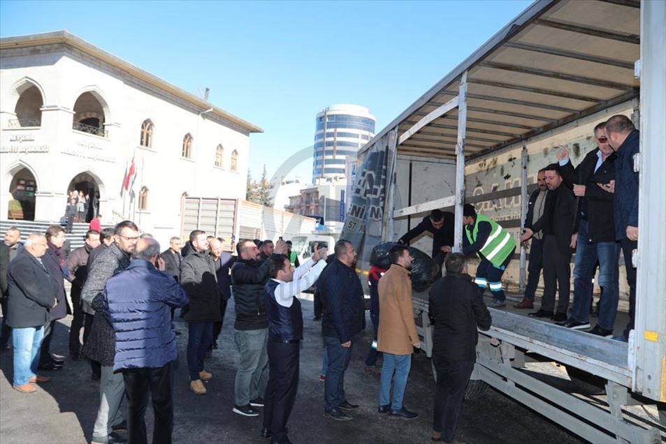 Nevşehir'de, Elazığ'daki depremzedeler için kampanya başlatıldı
