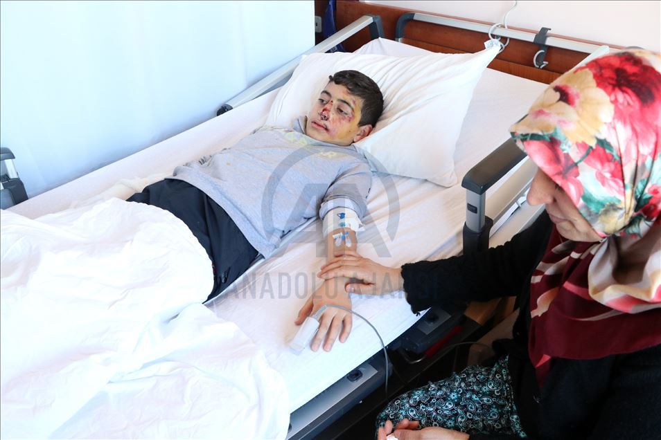 Elazığ'daki depremde yaralanan vatandaşlar "deprem anını" anlattı