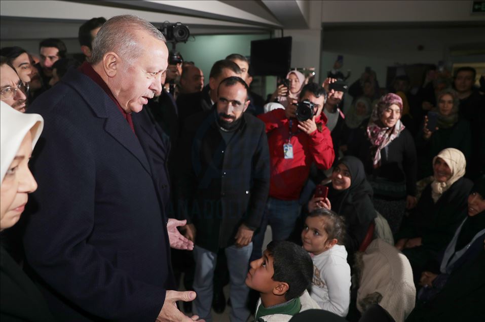 أردوغان: سنبني بيوتا ذات هياكل صلبة لمتضرري زلزال ألازيغ