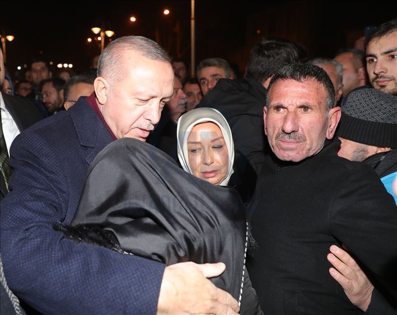 أردوغان: سنبني بيوتا ذات هياكل صلبة لمتضرري زلزال ألازيغ