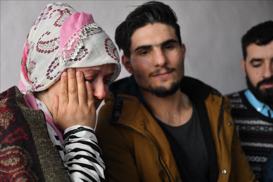 Suriyeli gencin enkazdan kurtardığı çiftle buluşmasına AA ekipleri tanıklık etti
