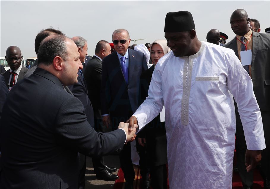 أردوغان يصل غامبيا في زيارة رسمية