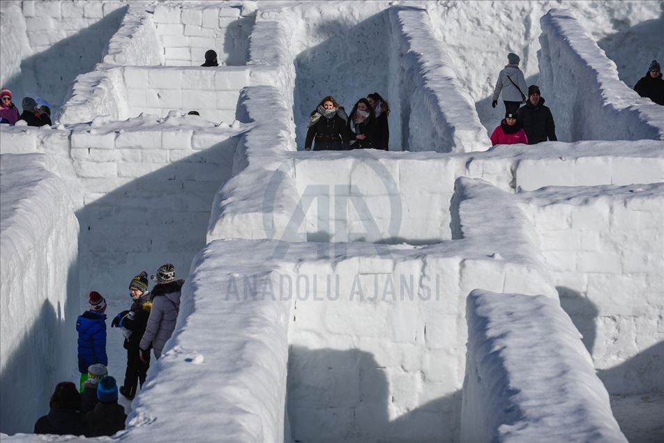 Polonia crea el laberinto de nieve más grande del mundo