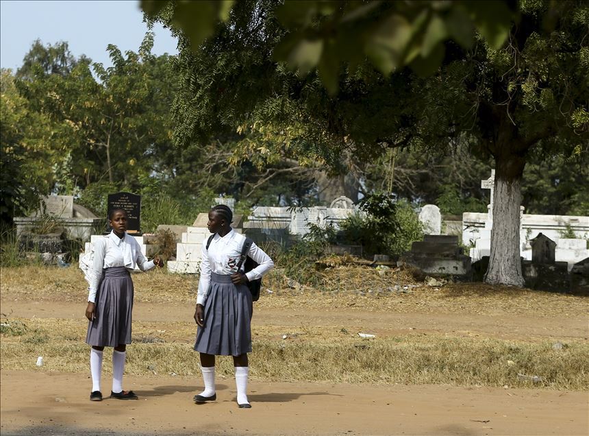 Gambiya'nın başkenti Banjul'da günlük yaşam