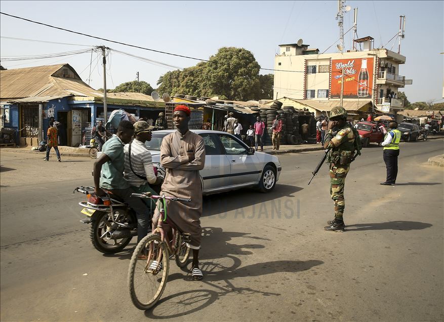 Gambiya'nın başkenti Banjul'da günlük yaşam
