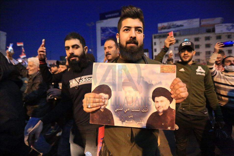 العراق.. الصدر يندد بفشل السياسيين ويدعو للاعتصام
