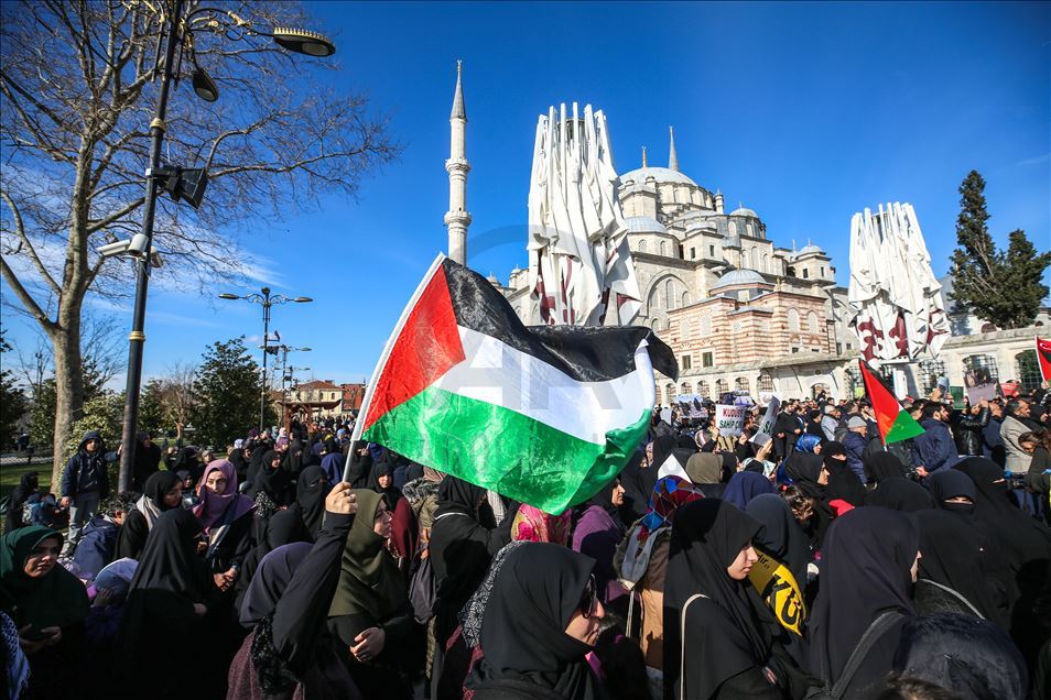 İstanbul'da ABD'nin sözde Orta Doğu barış planı protesto edildi