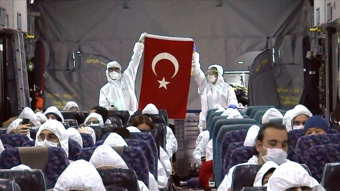 Cargo plane carrying 42 people arrives in Ankara after evacuating them from Wuhan