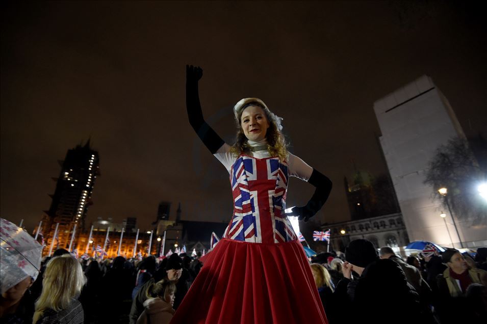 Britania largohet nga BE-ja pas 47 vitesh anëtarësim