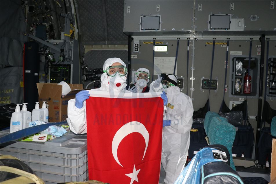 Turkey begins evacuation of Turks from China
