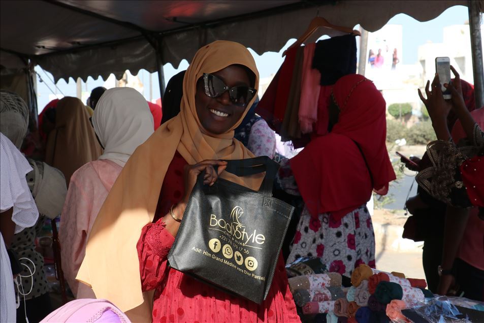 Senegal'de Dünya Başörtüsü Günü etkinliği