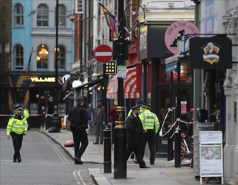 Londra'da 2. Dünya Savaşı'ndan kalma bomba paniğe yol açtı