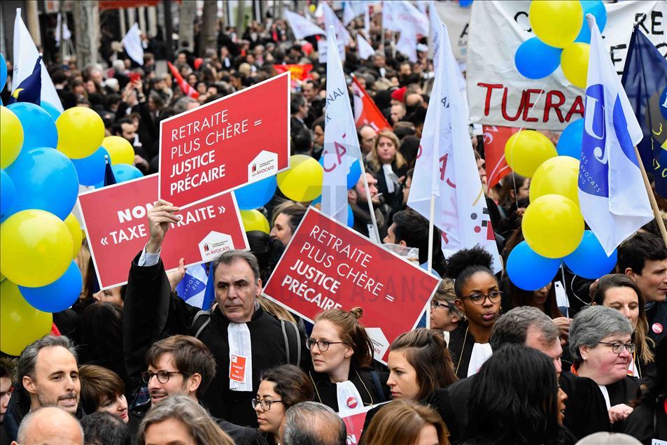 Fransa'da protesto