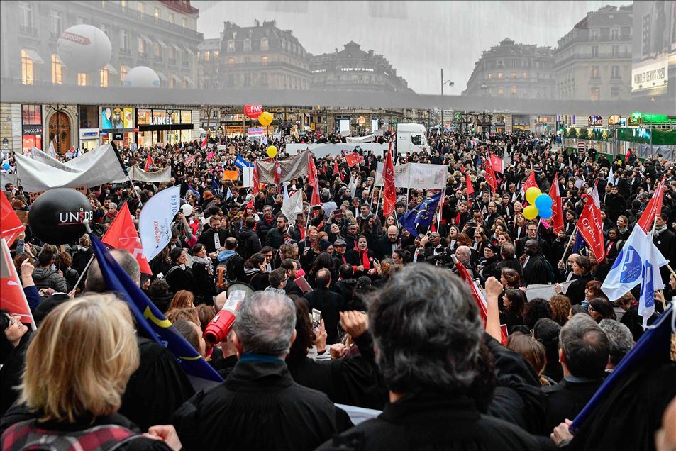 Fransa'da protesto