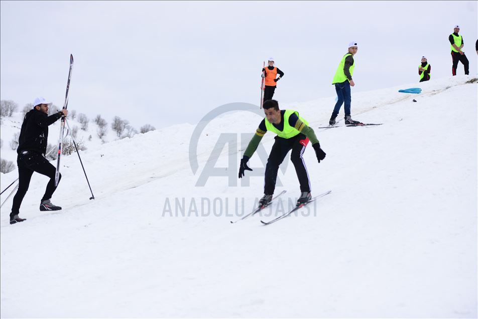 پێنجوێن.. فێستیڤاڵی خلیسکان لەسەر بەفر