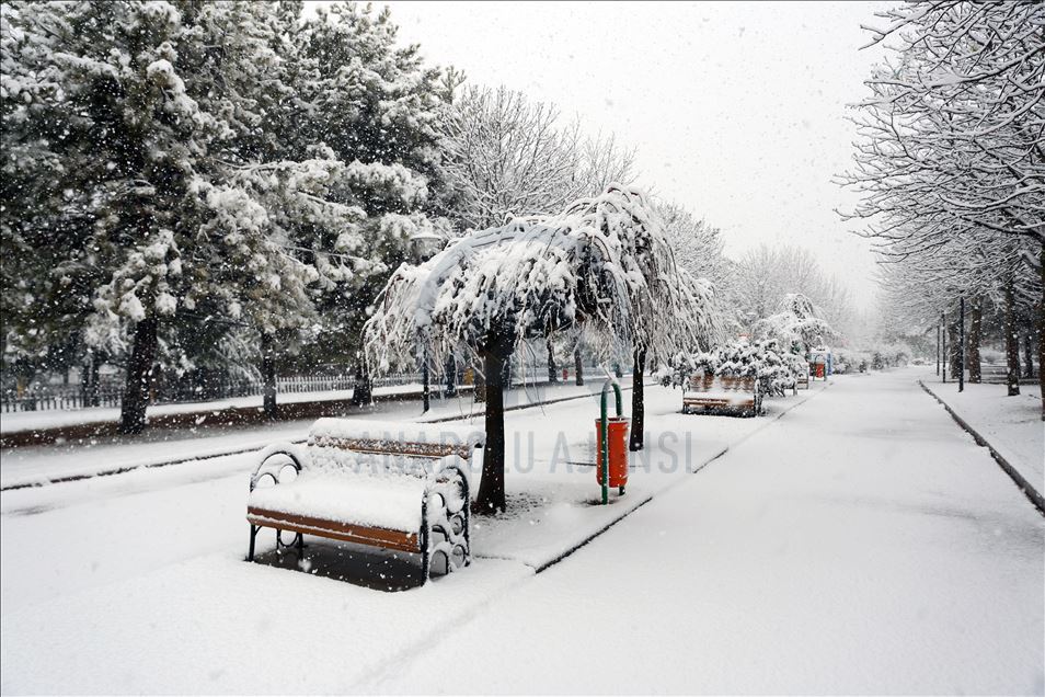 Ankara'da kar yağışı