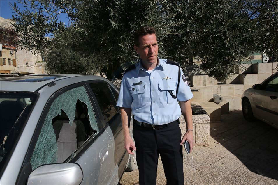 الشرطة الإسرائيلية تقتل فلسطينيا قرب المسجد الأقصى