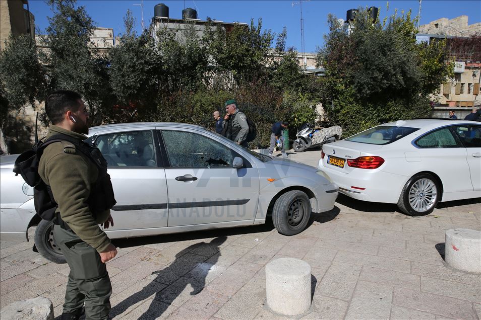 الشرطة الإسرائيلية تقتل فلسطينيا قرب المسجد الأقصى