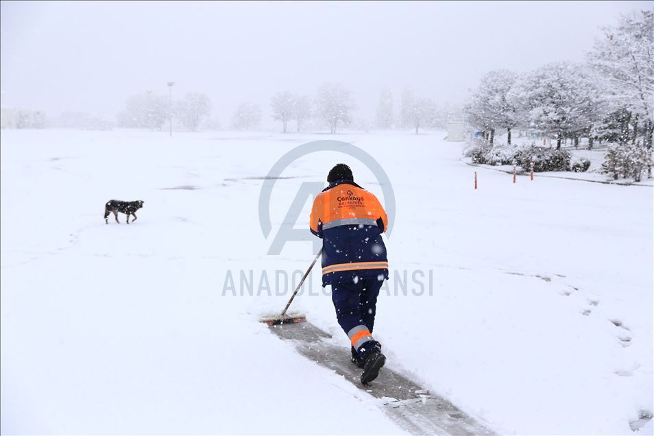Ankara'da kar yağışı