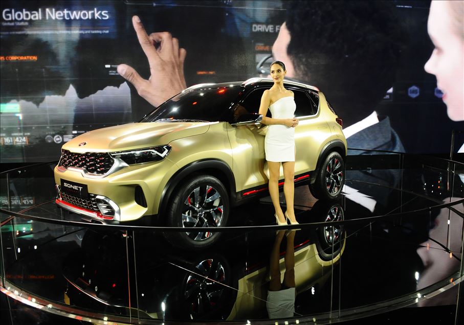 UTTAR PRADESH, INDIA -  FEBRUARY 07 : MG Motors  display Sonet Car at the India Auto Expo 2020  on February 7, 2020, in Greater Noida, India. : Imtiyaz khan