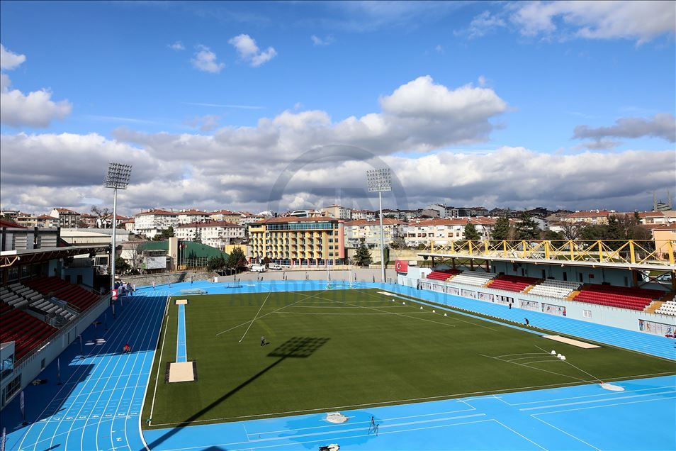 Burhan Felek Atletizm Stadı kapılarını açıyor