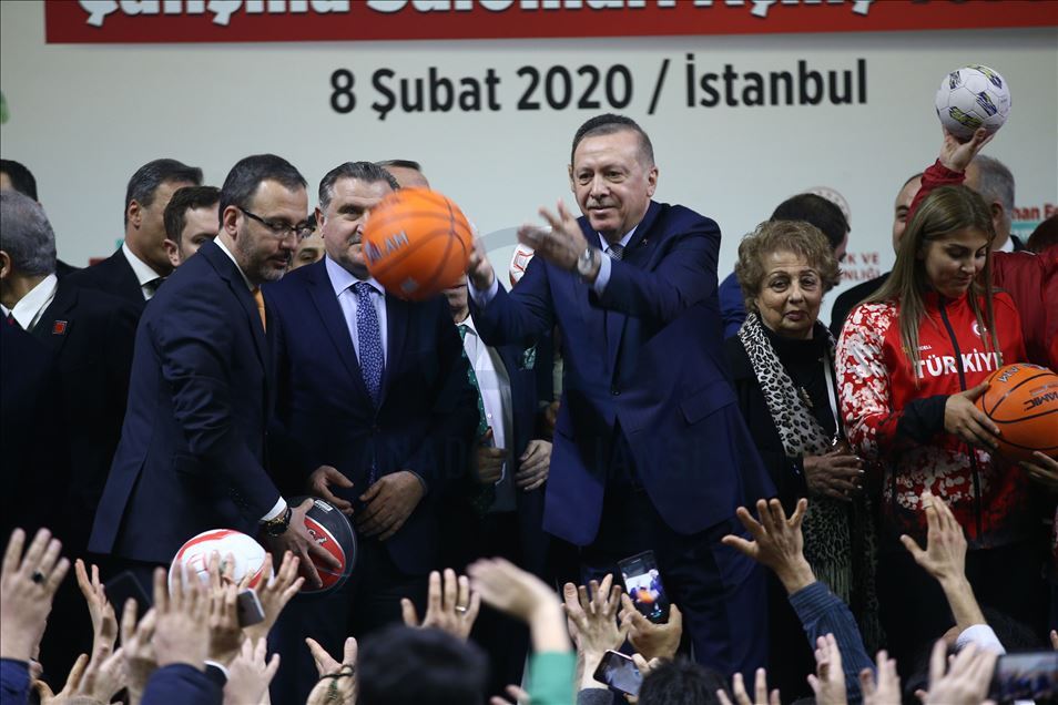 Burhan Felek Atletizm Stadı Açılış Töreni
