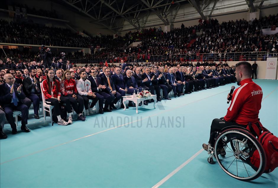 Burhan Felek Atletizm Pisti'nin açılış töreni