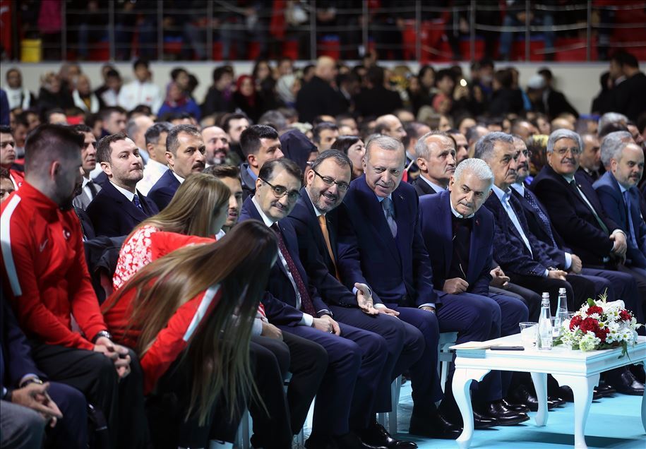 Burhan Felek Atletizm Pisti'nin açılış töreni