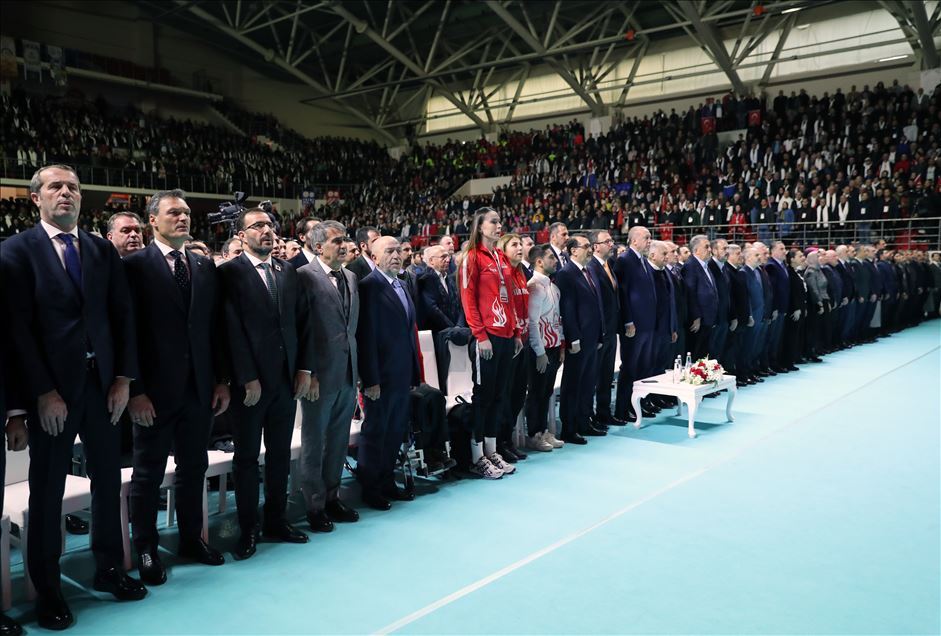 Burhan Felek Atletizm Pisti'nin açılış töreni