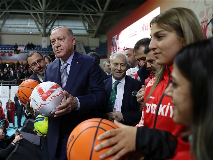 Burhan Felek Atletizm Stadı ve Çalışma Salonları Açılış Töreni