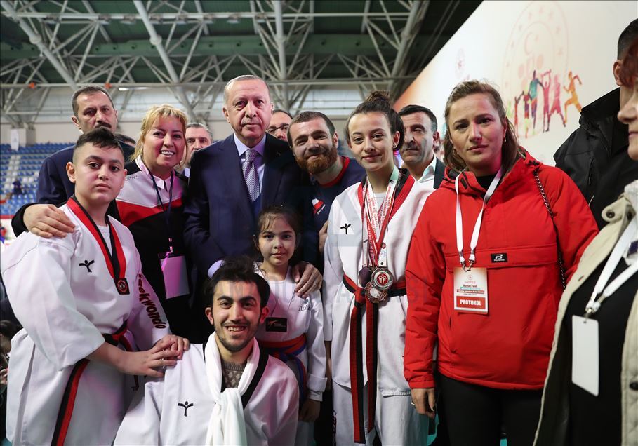 Burhan Felek Atletizm Stadı ve Çalışma Salonları Açılış Töreni