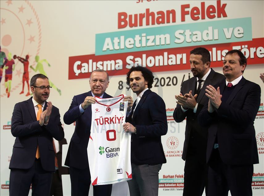 Burhan Felek Atletizm Stadı ve Çalışma Salonları Açılış Töreni