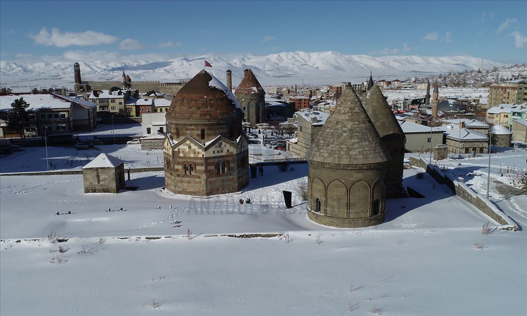 Erzurum'da kar yağışı 